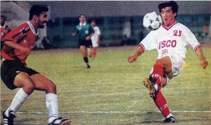 خداداد عزیزی با پیراهن پرسپولیس+ عکس خداداد عزیزی