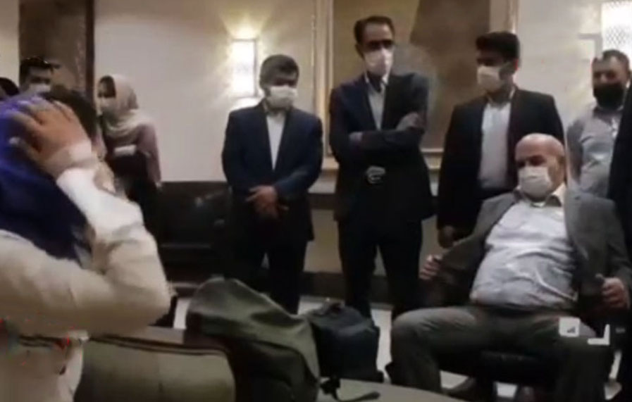 نشستن عیسی کلانتری