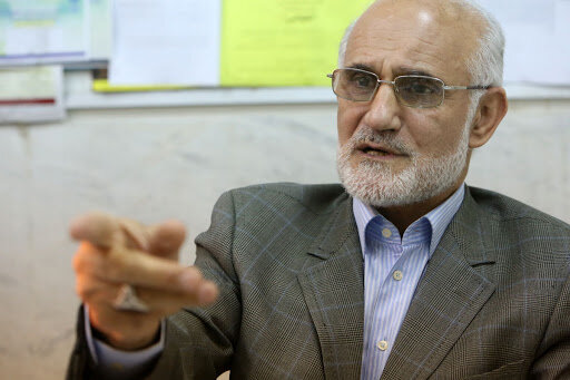 انتقاد تند مصطفی معین از جهانپور: پفیوز مردم بی پناه هستند یا مدیران بی کفایت و ضعیف؟