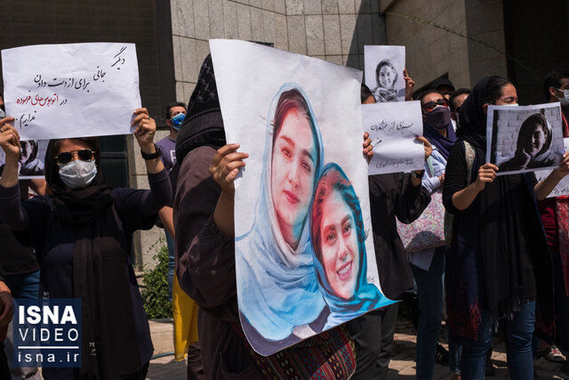 واژگونی اتوبوس خبرنگاران