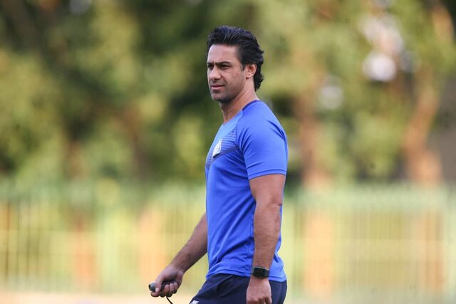 حمله محمود فکری به فرهاد مجیدی