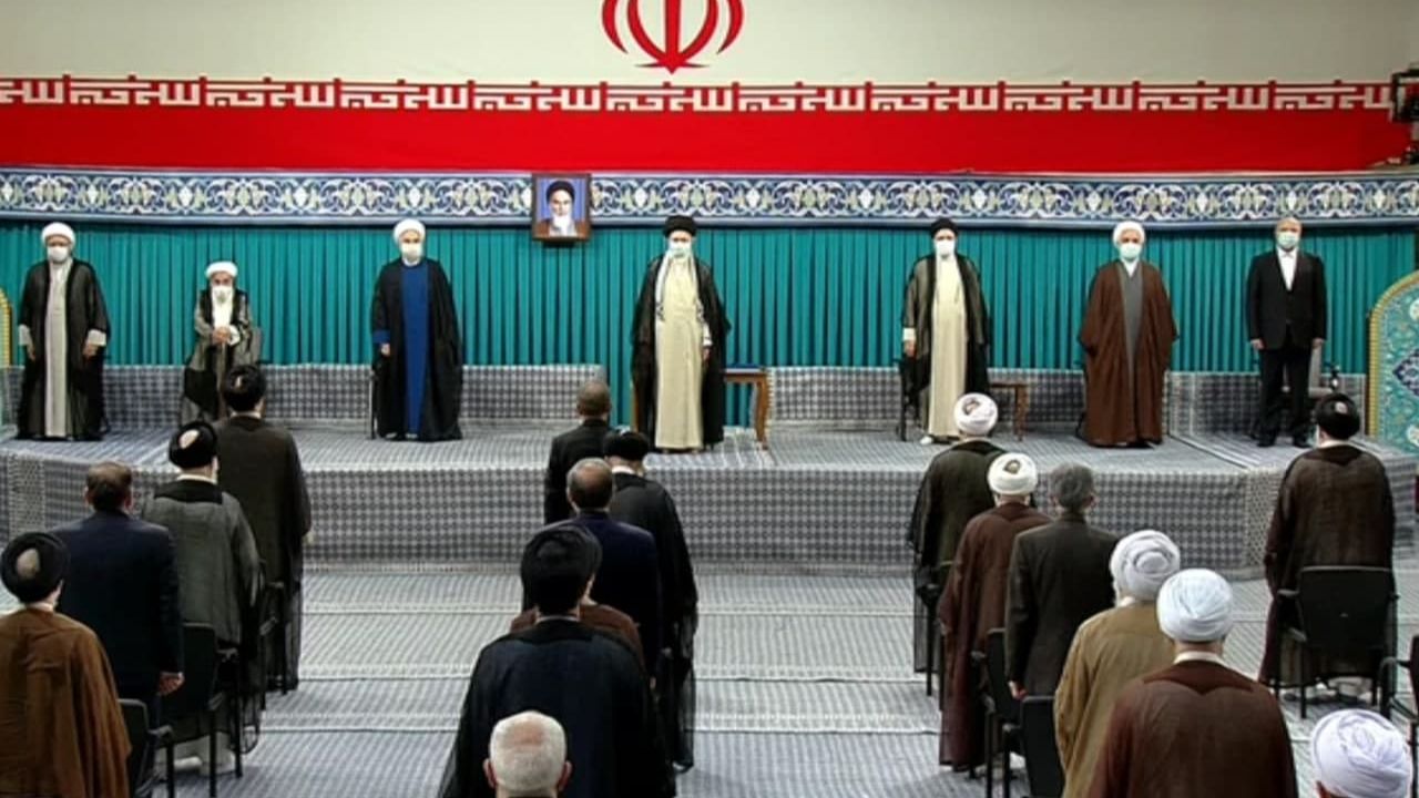 مراسم تنفیذ سیزدهمین دوره ریاست‌جمهوری اسلامی آغاز شد