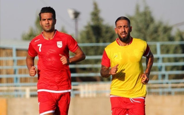 اشکان دژاگه هم از تراکتور خداحافظی کرد