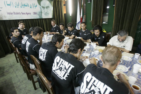 ارشا اقدسی کنار پیمان ابدی، ۱۵ سال پیش +عکس ارشا اقدسی کنار پیمان ابدی، ۱۵ سال پیش +عکس