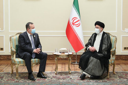 دیدار رئیسی با نمایندگان چند کشور خارجی/ پیام ویژه نماینده امارات برای رئیس جمهور