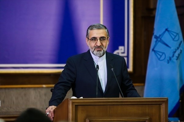 غلامحسین اسماعیلی