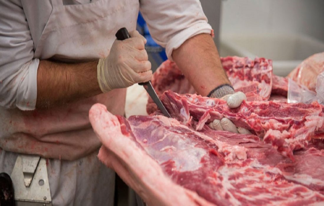 چرا هر کیلو گوشت ۴۰ هزار تومان گران تر به دست مصرف کننده می‌رسد؟