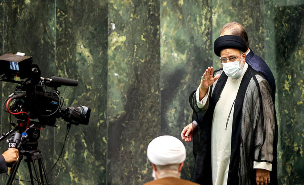 لیست کابینه به صورت غیررسمی به مجلس ارائه شد + اسامی