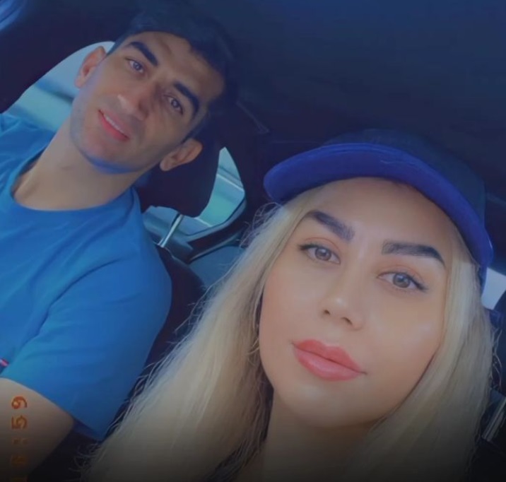 ست آبی علیرضا بیرانوند و همسرش سوار ماشینش! +عکس علیرضا بیرانوند و همسرش