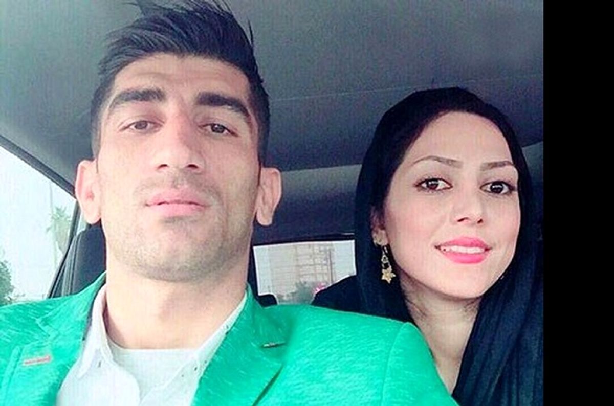 ست آبی علیرضا بیرانوند و همسرش سوار ماشینش! +عکس علیرضا بیرانوند و همسرش