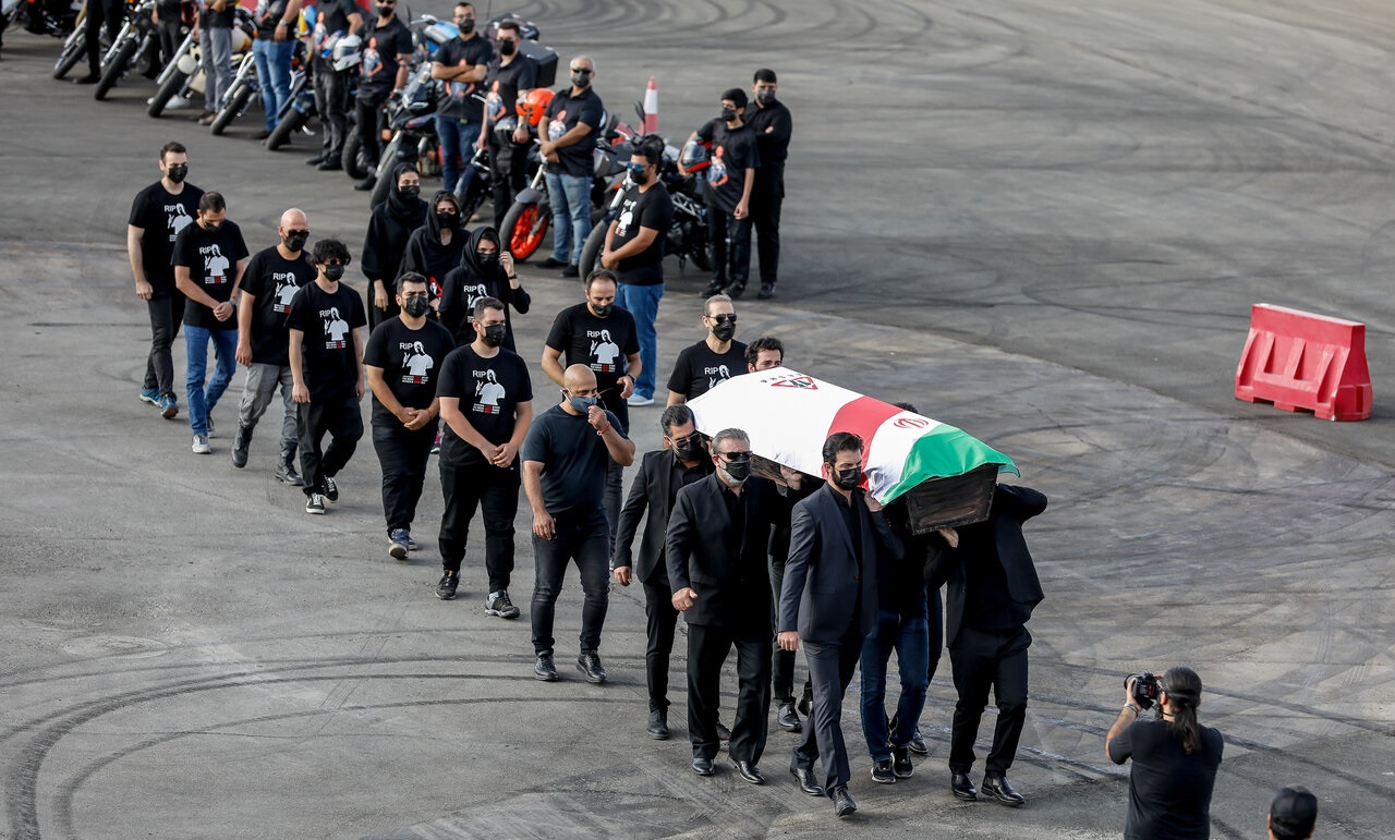 مراسم تشییع ارشا اقدسی