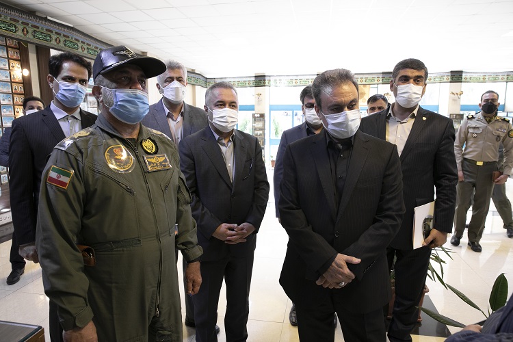 دیدار مدیرعامل بانک ملت با فرمانده هوانیروز ارتش جمهوری اسلامی ایران دیدار مدیرعامل بانک ملت با فرمانده هوانیروز ارتش جمهوری اسلامی ایران