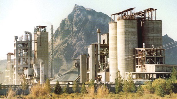 فولاد، سیمان و کاشی چگونه به بحران آب دامن زدند؟