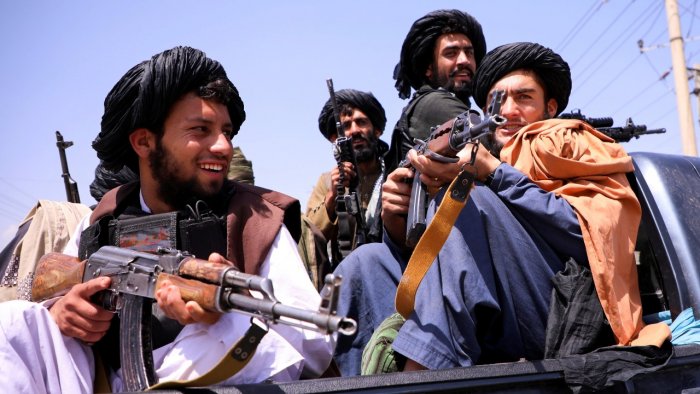 شلیک‌های هوایی طالبان در کابل ۱۷ کشته برجای گذاشت