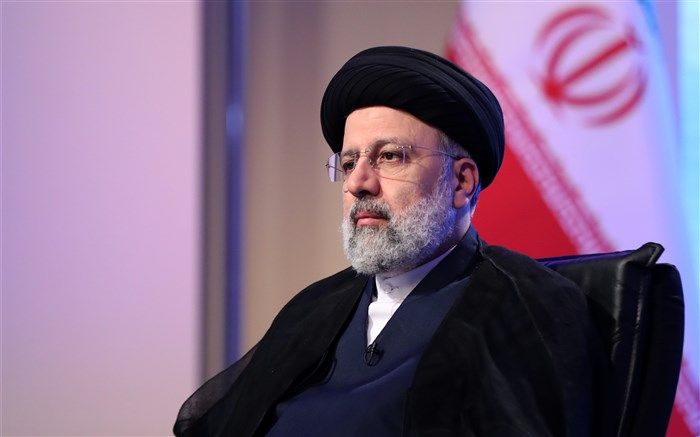 روزنامه آفتاب یزد: رئیسی می‌خواهد از دست تندرو‌ها نجات یابد اما...