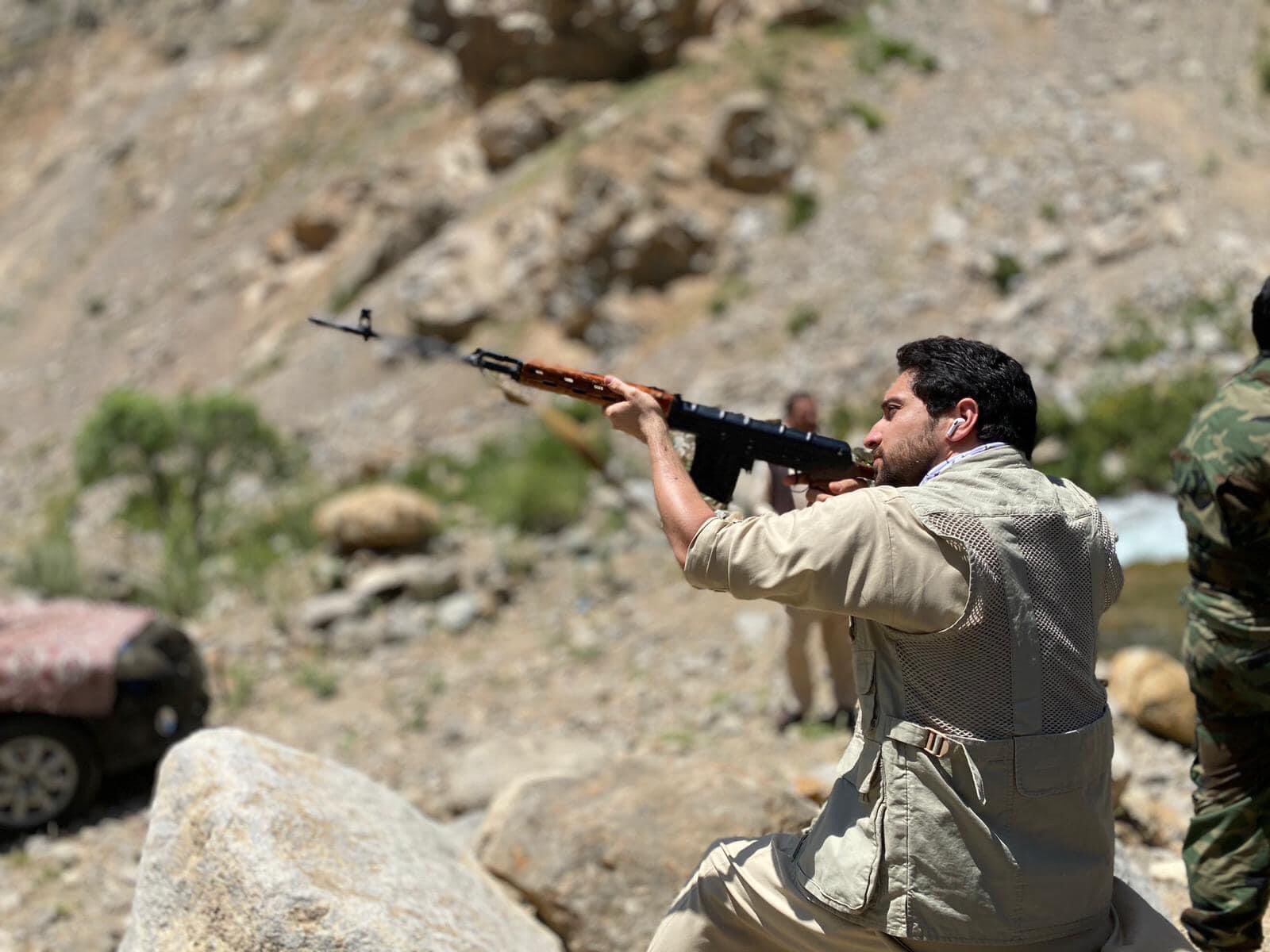 جبهه پنجشیر: شهرستان پریان از کنترل طالبان خارج شد/ هزار نیروی طالبان که گیر افتاده بودند، کشته یا اسیر شدند جبهه پنجشیر: شهرستان پریان از کنترل طالبان خارج شد/ هزار نیروی طالبان که گیر افتاده بودند، کشته یا اسیر شدند