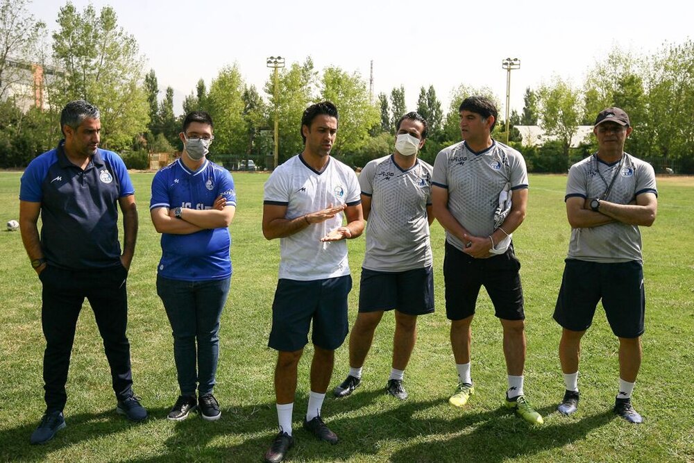 تنها راه خروج استقلال از بحران