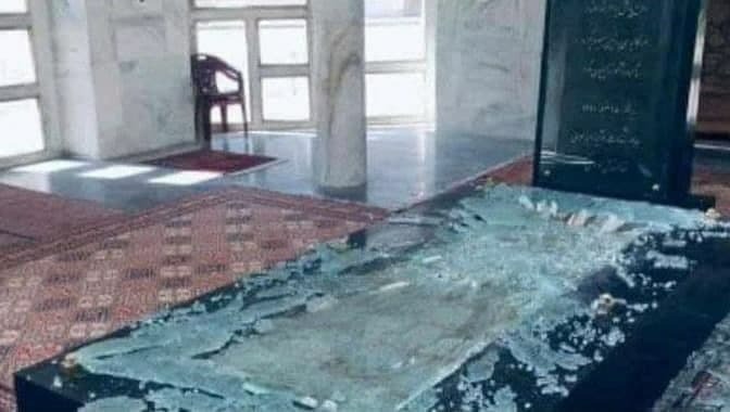 تخریب آرامگاه احمد شاه مسعود