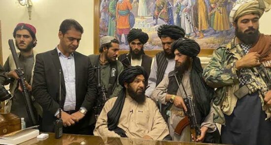 طالبان اداره افغانستان را به یک شورای ۱۲ نفره می‌سپارد
