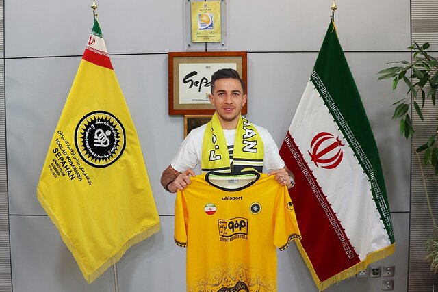 انتقال فرشاد احمدزاده به سپاهان