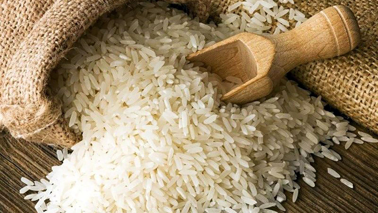 کاهش تولید و ممنوعیت واردات دو عامل گرانی برنج/ ۷۰ هزار تن برنج در گمرک رسوب کرده است