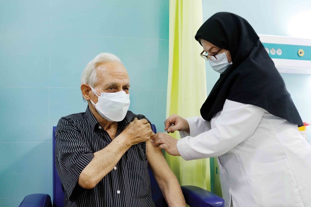 ۴۰ درصد ایرانی‌ها دز اول واکسن کرونا را دریافت کردند