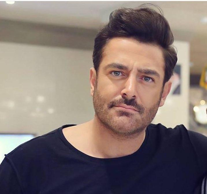 محمدرضا گلزار