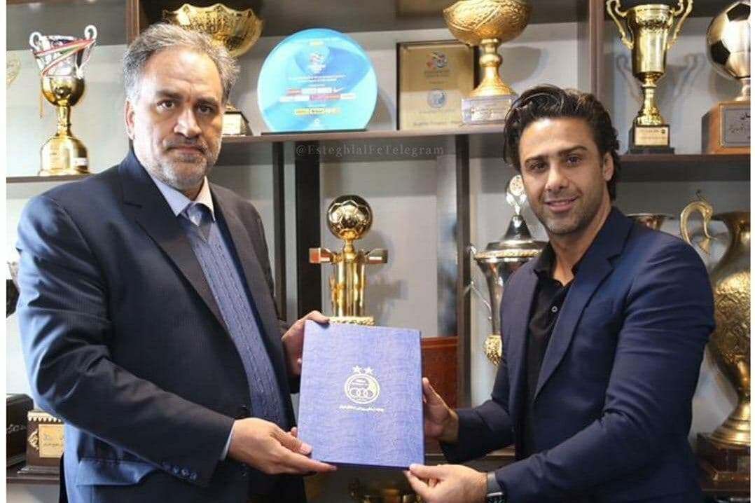 فرهاد مجیدی از استقلال می‌رود یا مددی؟