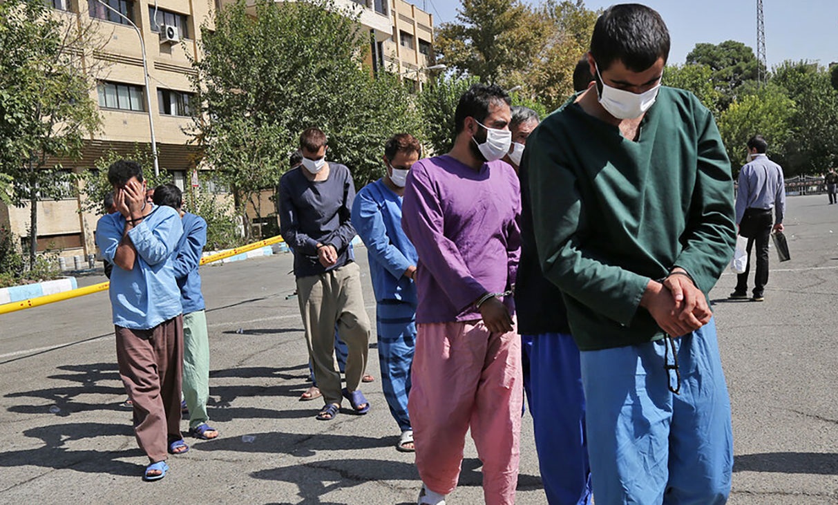 راز پیتزاهای میلیونی در کرج / ۲۴ زن و مرد بدبخت شدند پیتزاهای میلیونی