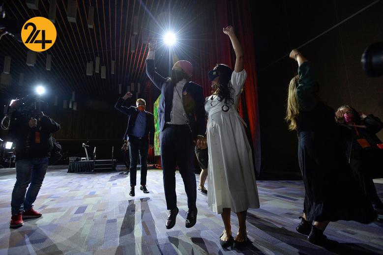 حزب جاستین ترودو پیروز انتخابات پارلمانی کانادا حزب جاستین ترودو پیروز انتخابات پارلمانی کانادا