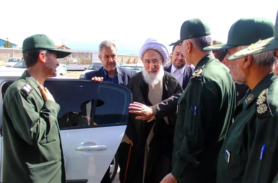 مجتهد شبستری خودروی خارجی