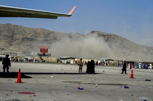 حمله انتحاری فرودگاه کابل 
