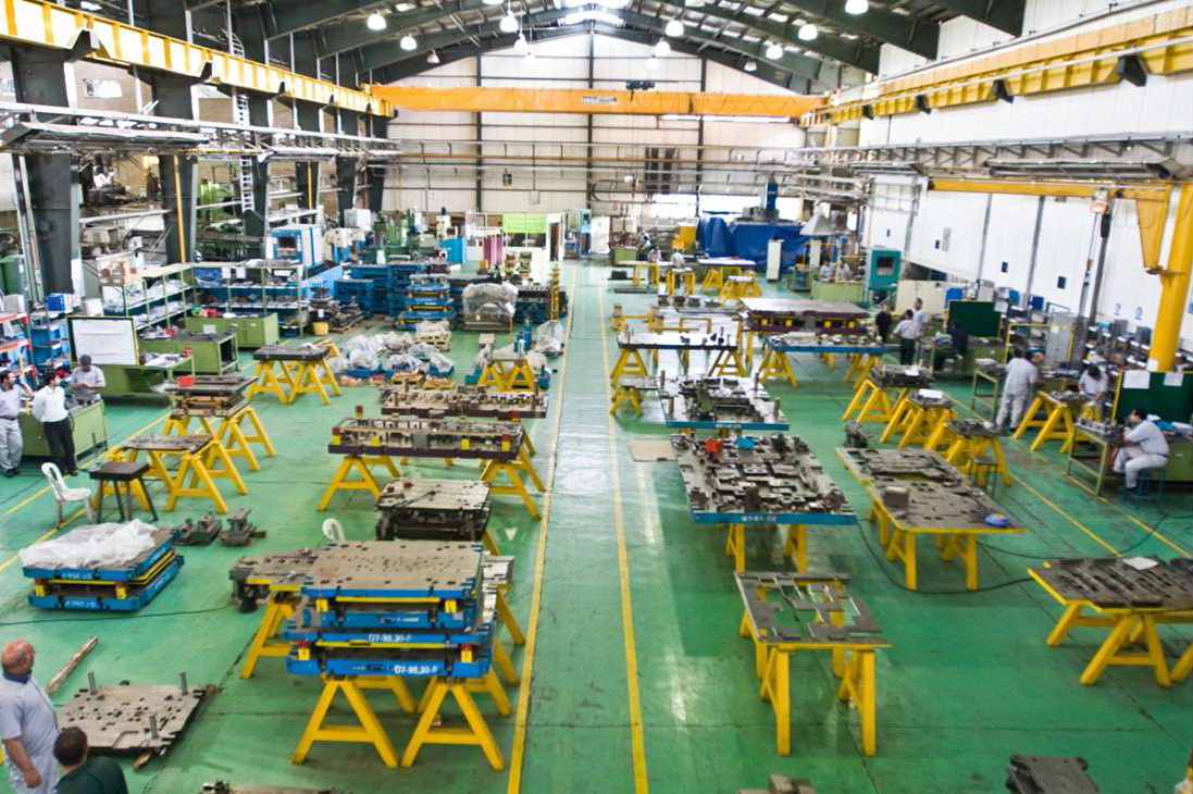 طراحی و تولید قالب شاسی کشنده خودرو‌های سنگین در ایران خودرو