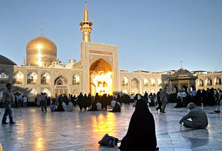 سفر ۳.۷ میلیون زائر به مشهد در دهه پایانی صفر سفر ۳.۷ میلیون زائر به مشهد در دهه پایانی صفر