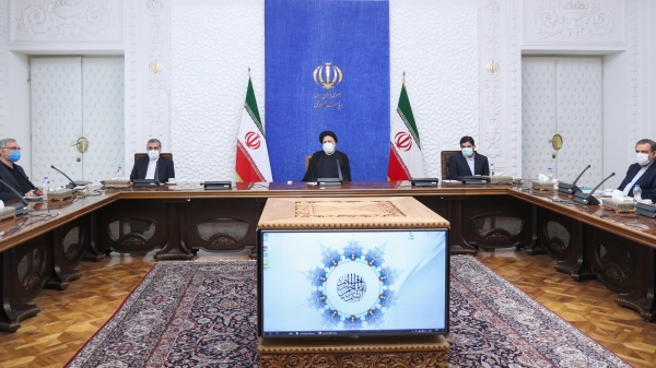 عادیانگاری و رعایت نکردن شیوهنامههای بهداشتی تبعات خطرناکی دارد/ بازگشاییها با نظارت دقیق باشد عادیانگاری و رعایت نکردن شیوهنامههای بهداشتی تبعات خطرناکی دارد/ بازگشاییها با نظارت دقیق باشد