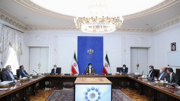 دستور به بانک مرکزی برای جلوگیری از فضاسازی کاذب در قیمت ارز دستور به بانک مرکزی برای جلوگیری از فضاسازی کاذب در قیمت ارز