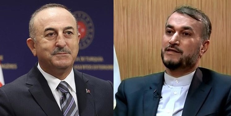 تماس تلفنی وزیر خارجه ترکیه با همتایان 