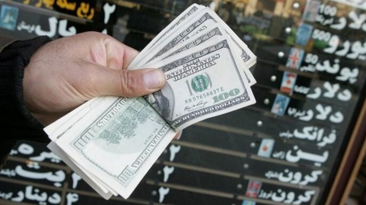 رشد قیمت دلار در برابر کاهش نرخ یورو در صرافی&zwnj;های بانکی