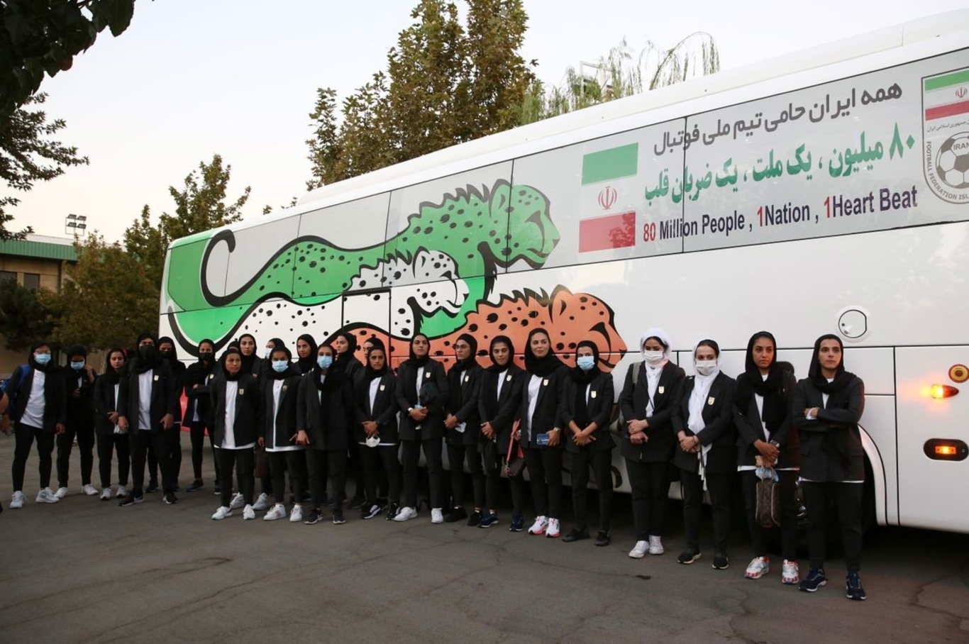 همیشه تذکر می‌دهند لباس گشاد بپوشیم/ نزدیک مسابقات می‌گویند شما ایرانی هستید و غیرت دارید