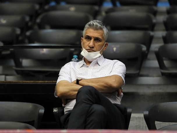 پاداش ۲۰۰ دلاری در شأن بازیکنان قهرمان آسیا نیست/معروف و موسوی سرمایه‌های والیبال هستند و نباید به آن‌ها بی توجهی شود