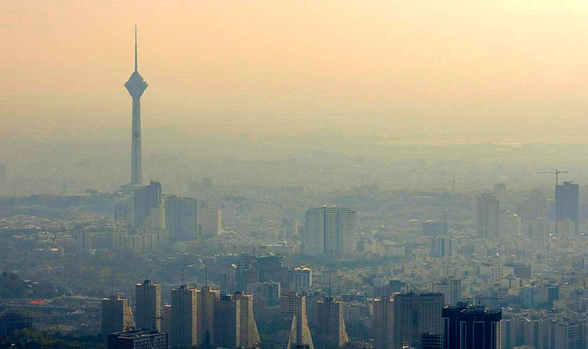 وضعیت هوای ۵ منطقه تهران در شرایط خطرناک