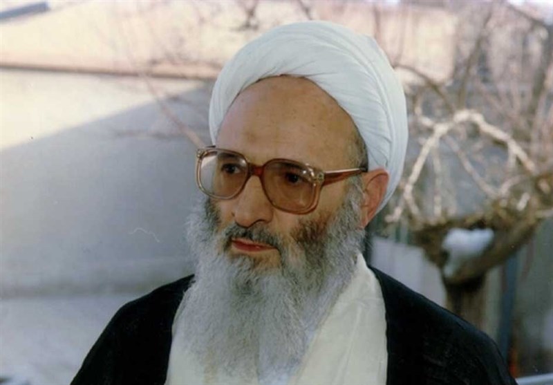 پیکر علامه حسن‌زاده آملی