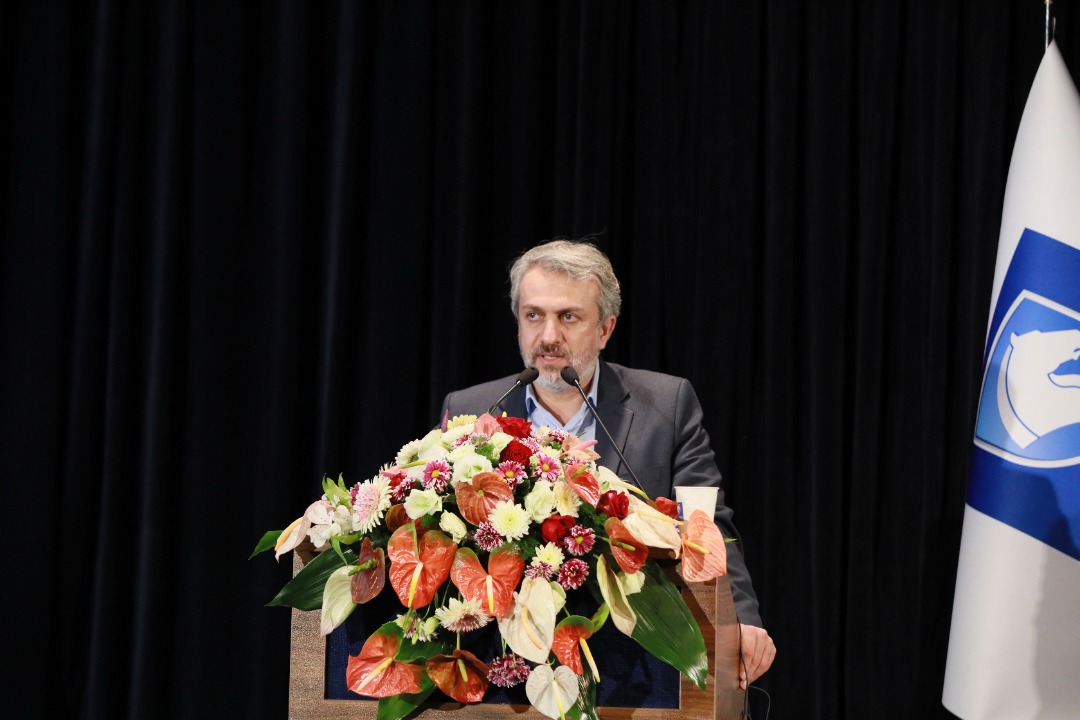 خودروسازی ظرف ۲ سال باید به افتخار ملی تبدیل شود/ ایران خودرو نشان داد تحقیق و توسعه فراموش نشده است/ از سال ۱۴۰۲ نباید خودرو زیر ۳ ستاره داشته باشیم خودروسازی
