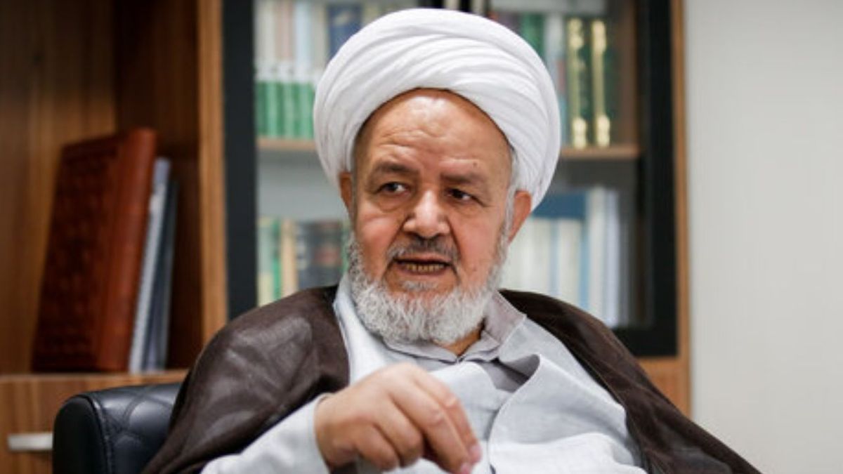 رئیس دفتر عقیدتی سیاسی فرماندهی کل قوا: مردم صبوری کنند زمینههای فرج ظهور خواهد یافت رئیس دفتر عقیدتی سیاسی فرماندهی کل قوا: مردم صبوری کنند زمینههای فرج ظهور خواهد یافت