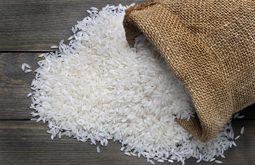 ماجرای ۴۲۰۰ تن برنج فاسد دپو شده در بندر امام