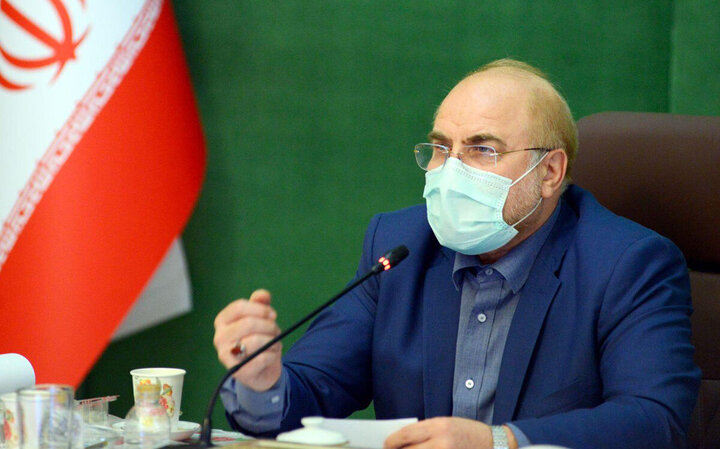 قالیباف: در بخشهای دولتی خودمان را جایگزین مردم کردیم؛ این اشتباه تاکتیکی است قالیباف: در بخشهای دولتی خودمان را جایگزین مردم کردیم؛ این اشتباه تاکتیکی است