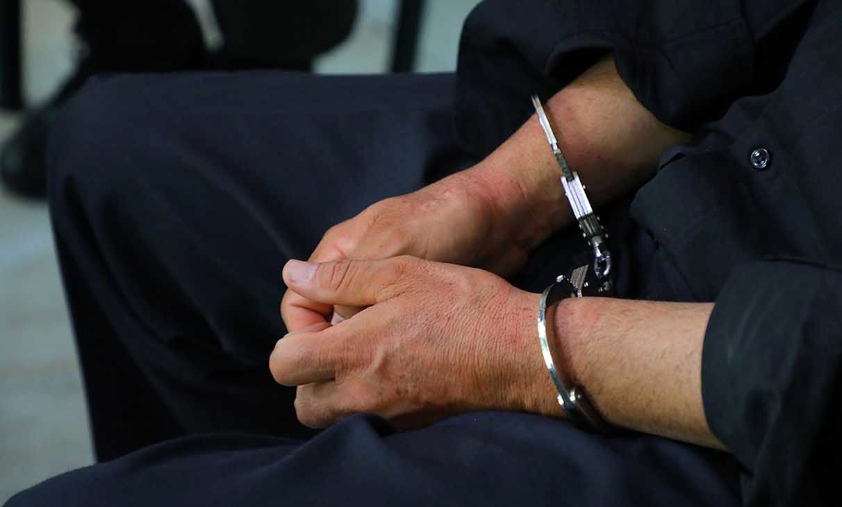 عکس&zwnj;های برهنه دختر لارستانی