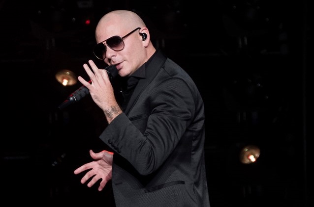 طرح&zwnj;های بن سلمان برای جذب جوانان سعودی