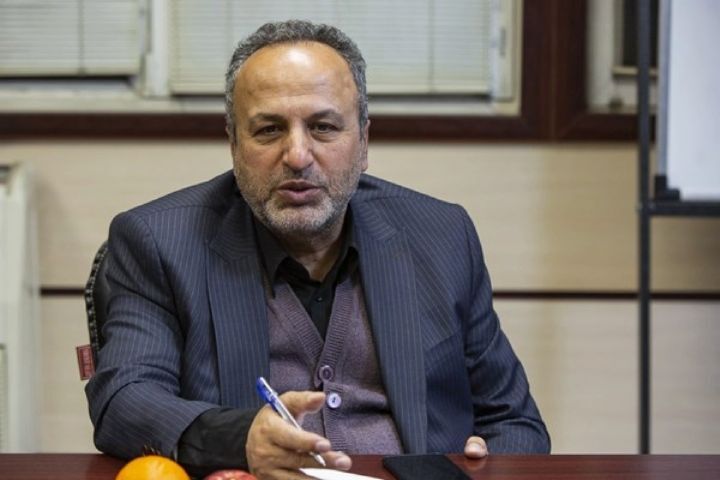 رئیس سندیکای تولیدکنندگان مواد دارویی: به خبرنگار صدا و سیما پول داده بودند رئیس سندیکای تولیدکنندگان مواد دارویی: به خبرنگار صدا و سیما پول داده بودند