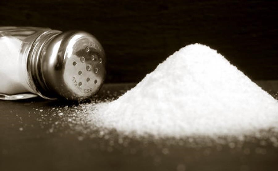 ۱۰ راه برای کاهش مصرف نمک